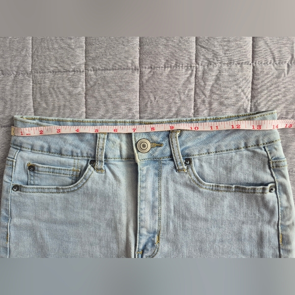 Two Mini Skirts Set - Picture 11 of 16